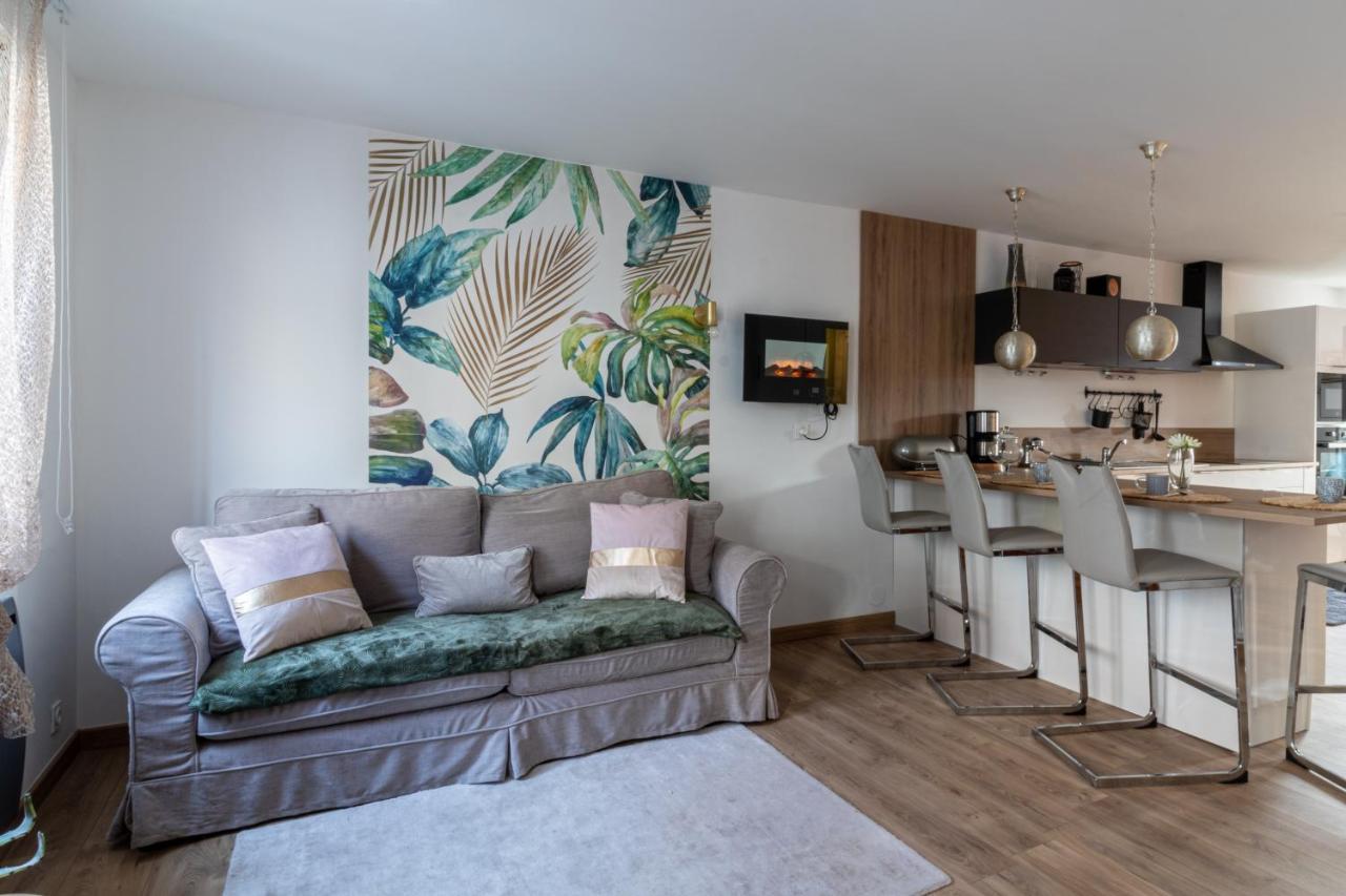 De Fil En Aiguille - Duplex Pour 4 A Calais Apartment Екстериор снимка